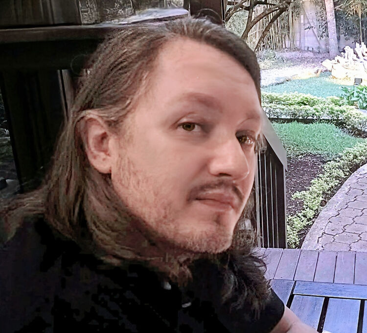 Mario Castañeda